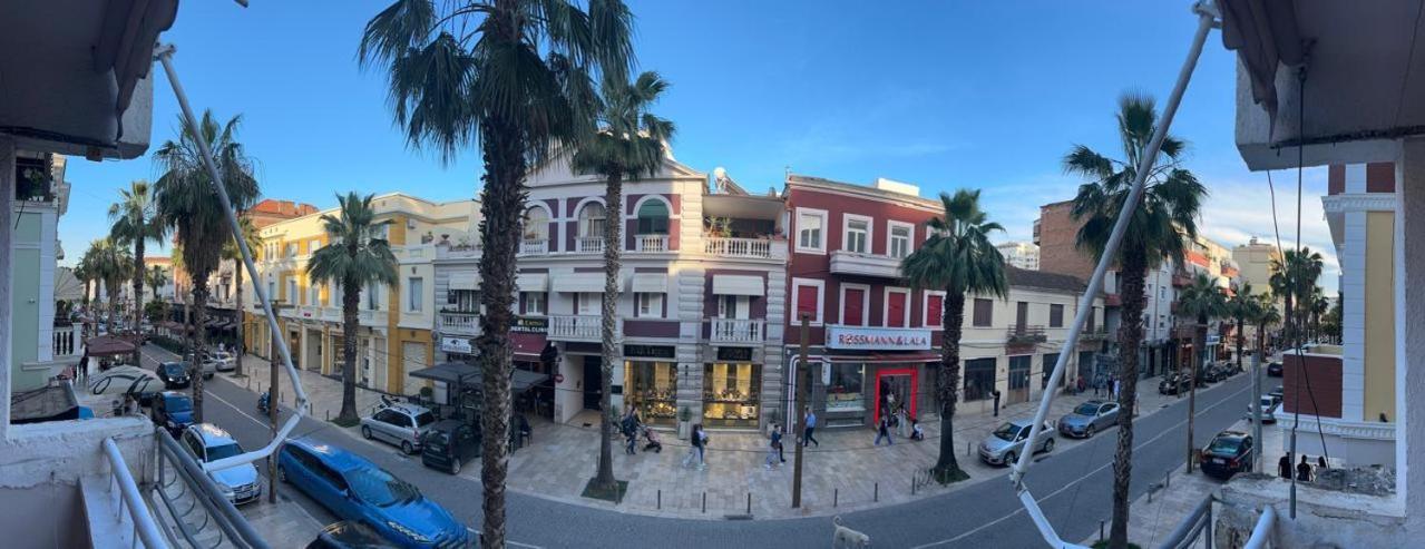 City Center Apartment Durrës Buitenkant foto