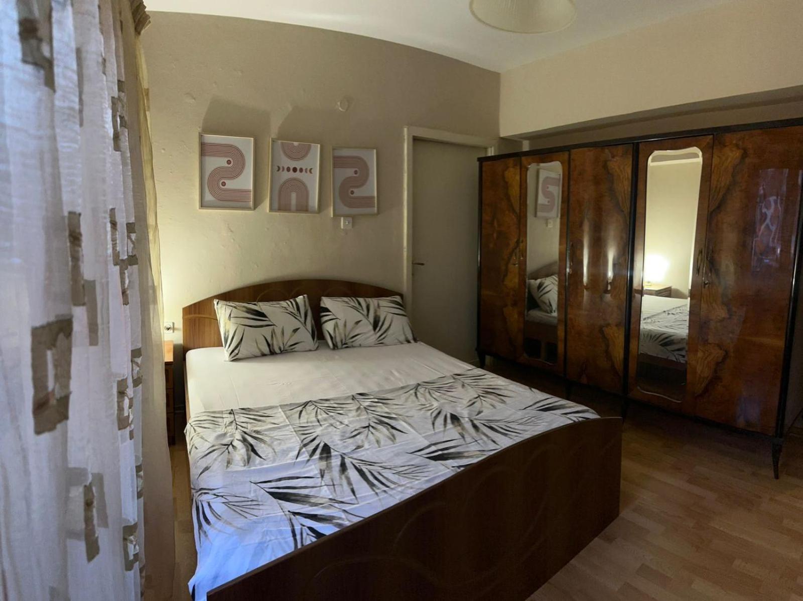City Center Apartment Durrës Buitenkant foto